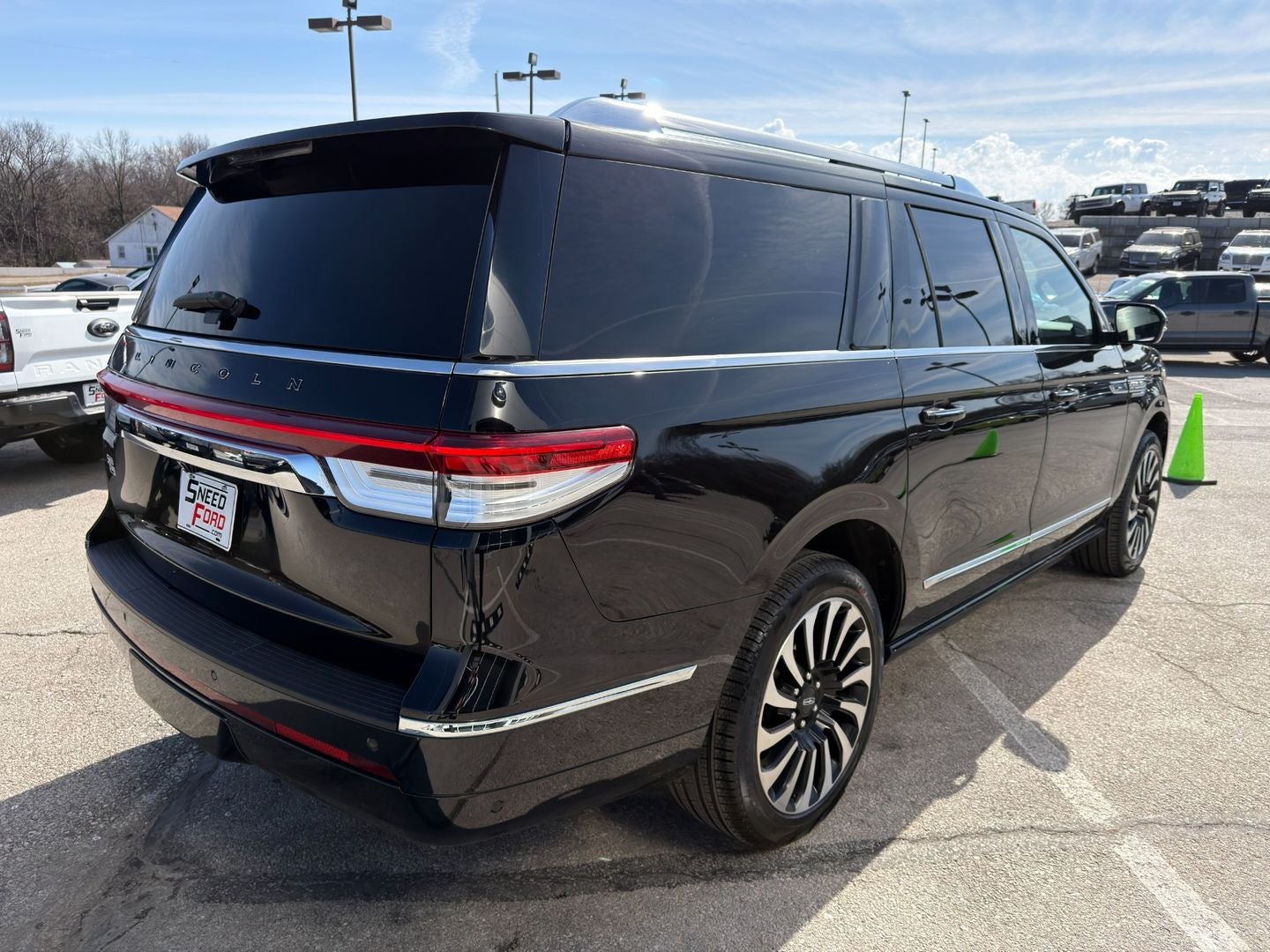 2023 Lincoln Navigator L Black Label