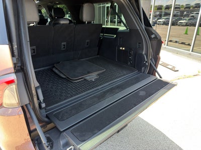 2025 Lincoln Navigator L Black Label