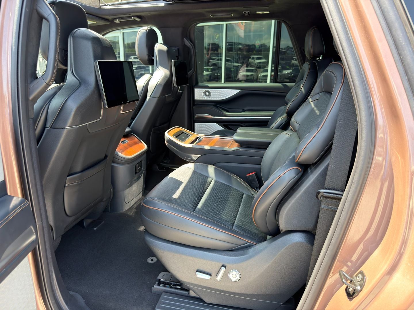 2025 Lincoln Navigator L Black Label