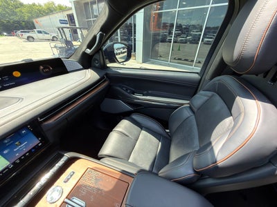 2025 Lincoln Navigator L Black Label