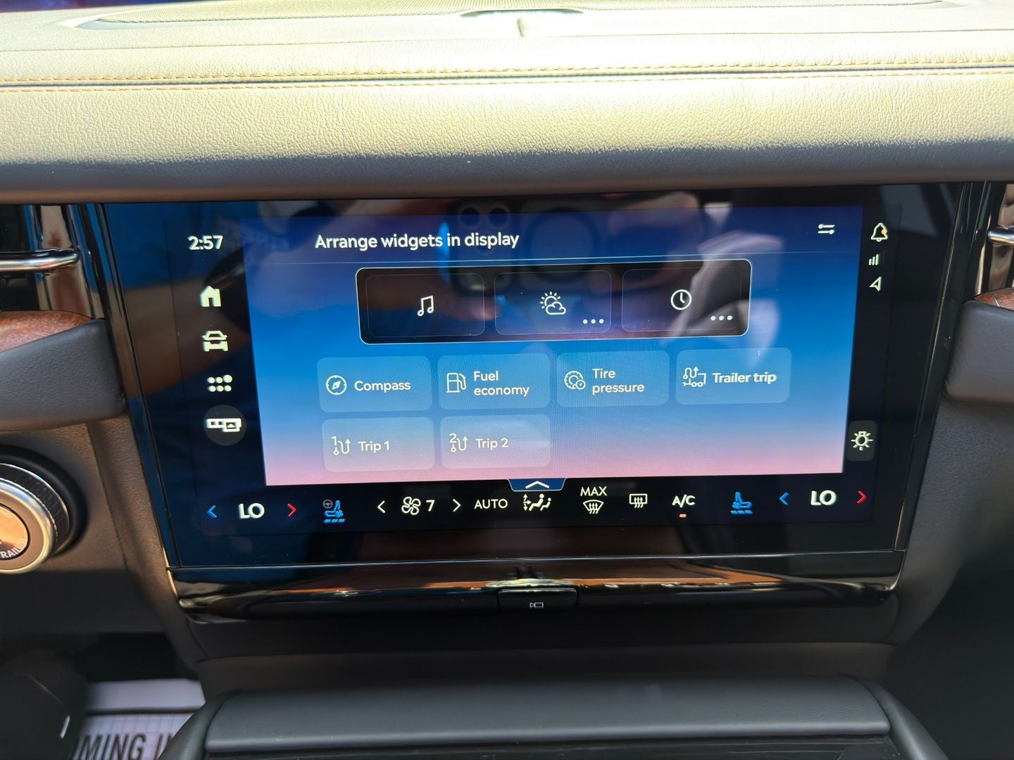 2025 Lincoln Navigator L Black Label