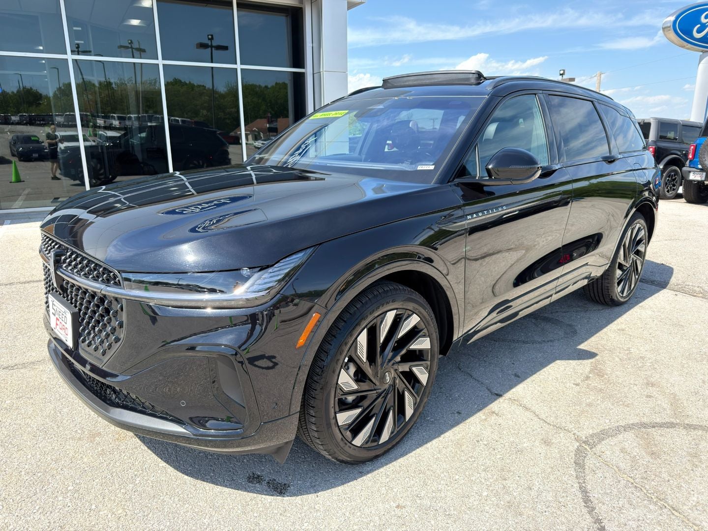 2024 Lincoln Nautilus Reserve