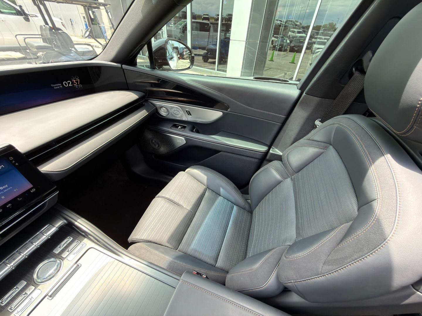 2024 Lincoln Nautilus Reserve