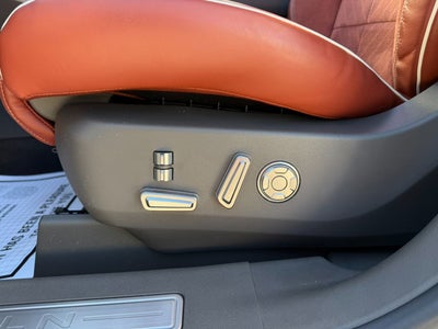 2024 Lincoln Nautilus Black Label