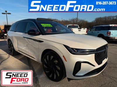 2024 Lincoln Nautilus Black Label