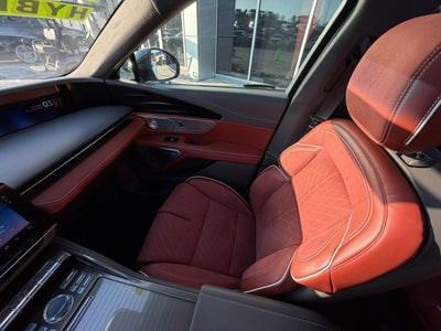 2024 Lincoln Nautilus Black Label