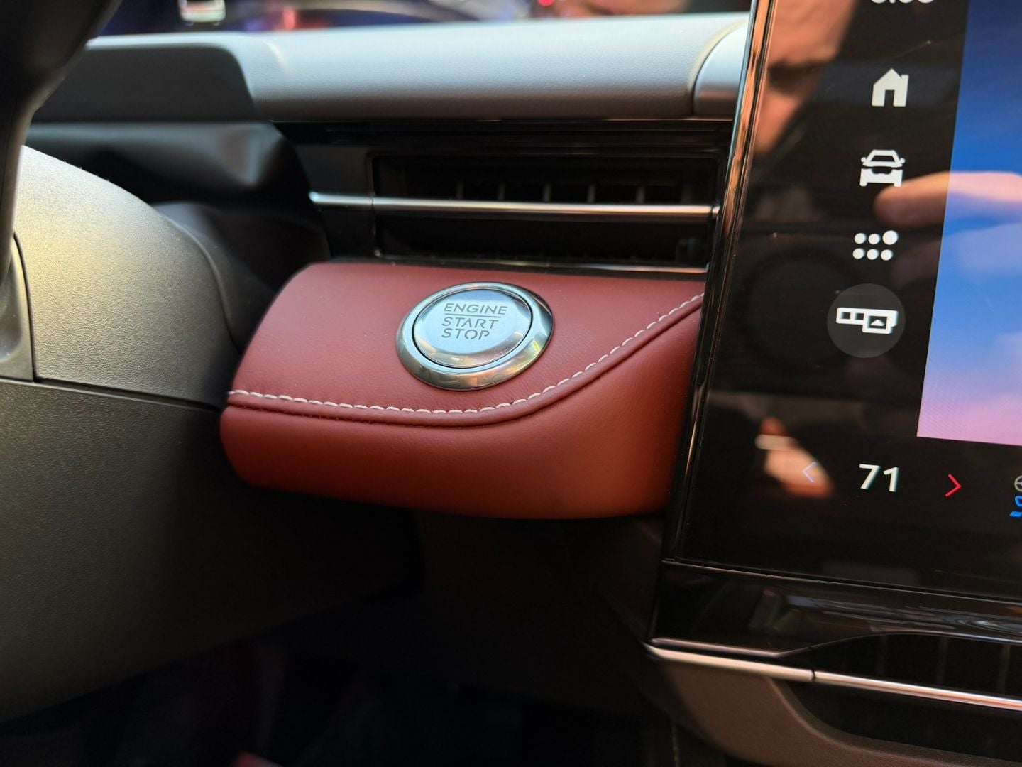 2024 Lincoln Nautilus Black Label