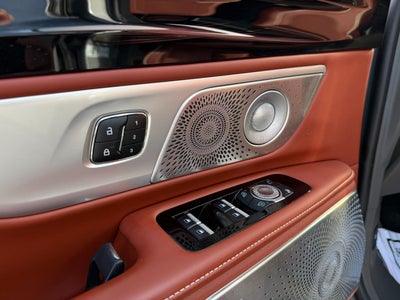 2024 Lincoln Nautilus Black Label