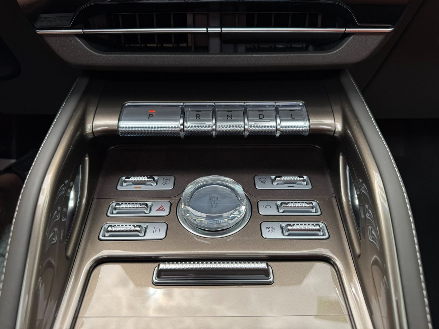 2024 Lincoln Nautilus Black Label