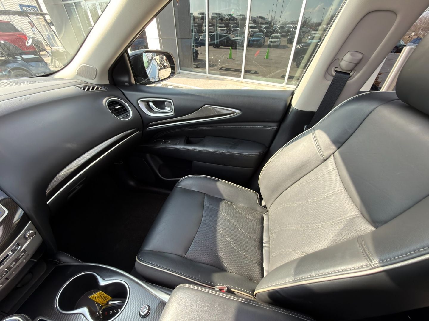 2019 INFINITI QX60 LUXE