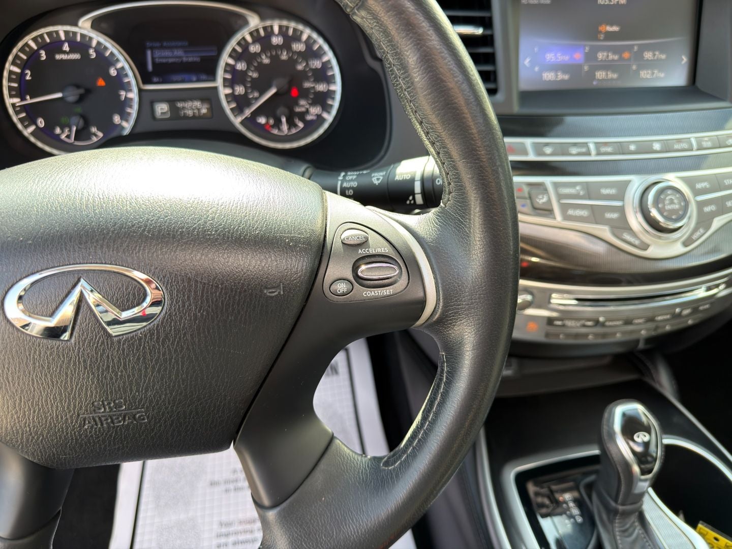 2019 INFINITI QX60 LUXE