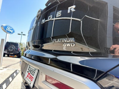 2025 Nissan Pathfinder Platinum