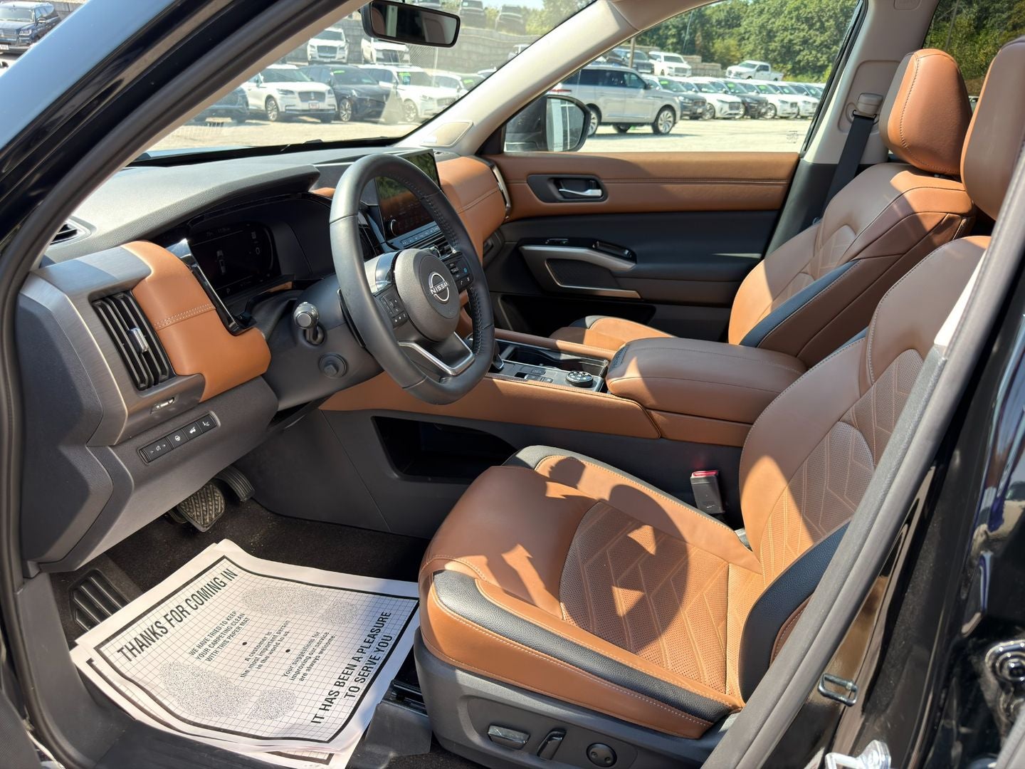 2025 Nissan Pathfinder Platinum