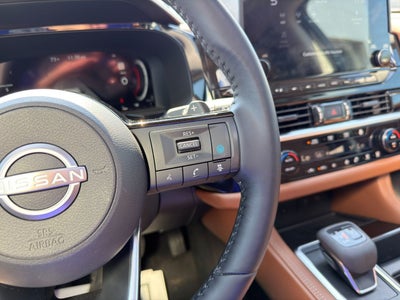 2025 Nissan Pathfinder Platinum