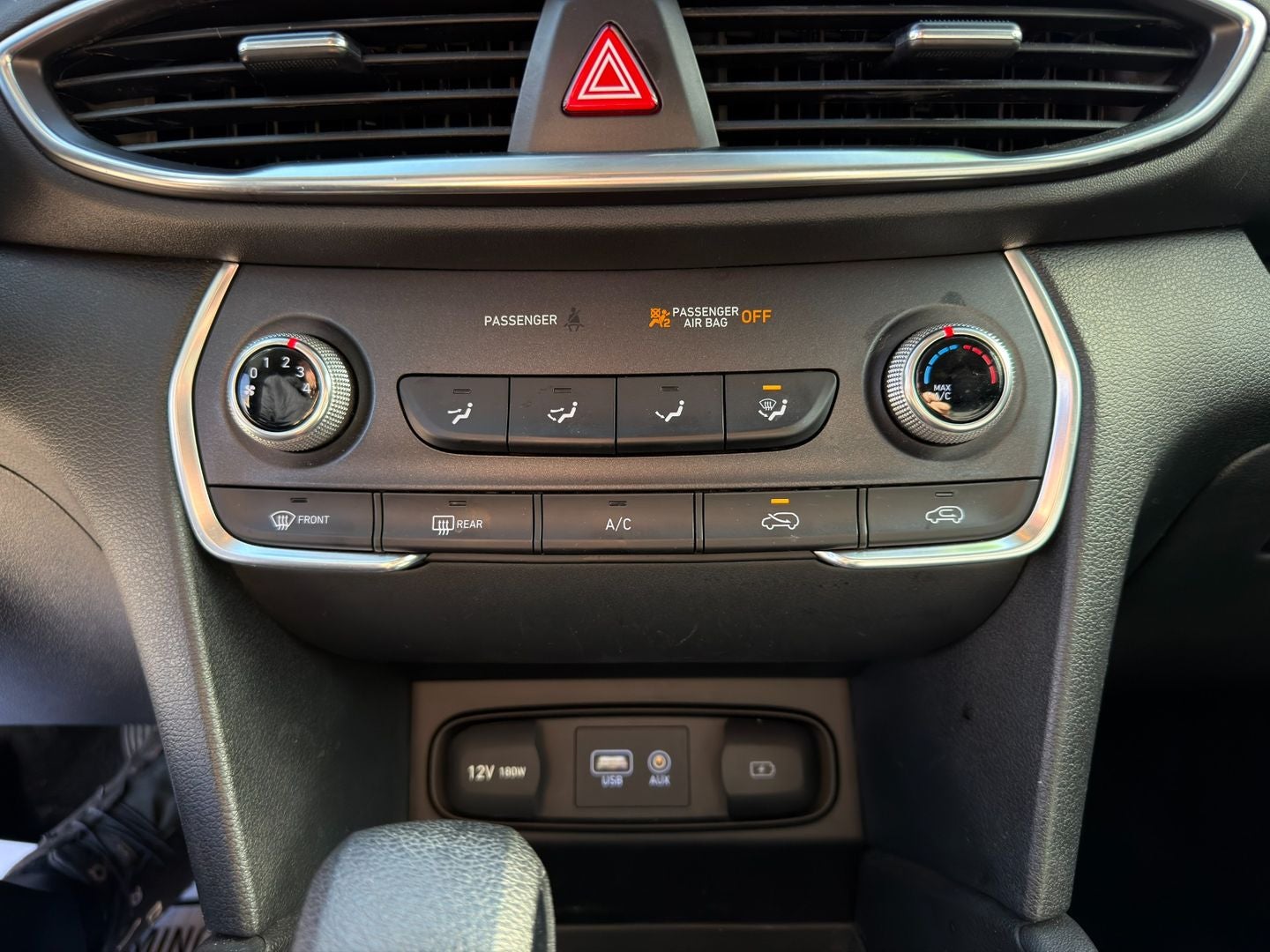 2020 Hyundai Santa Fe SE