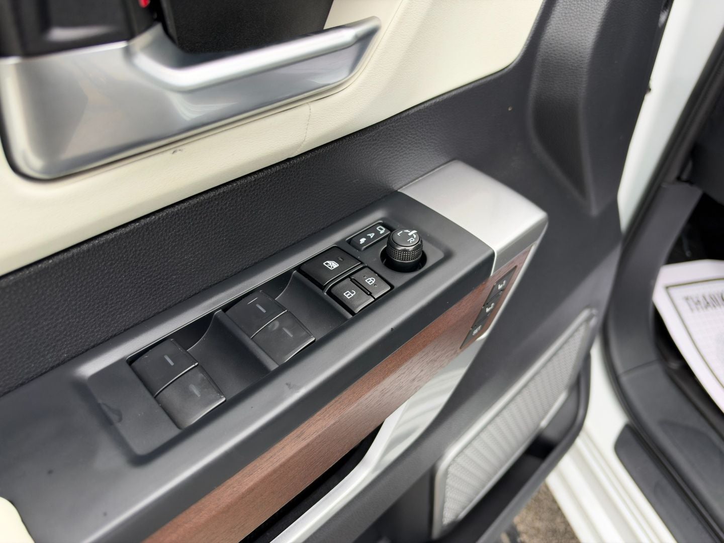 2023 Toyota Sequoia Capstone