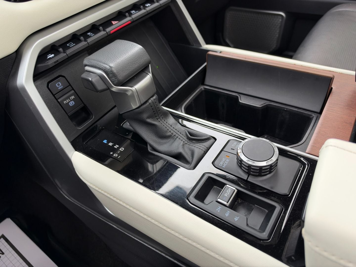 2023 Toyota Sequoia Capstone