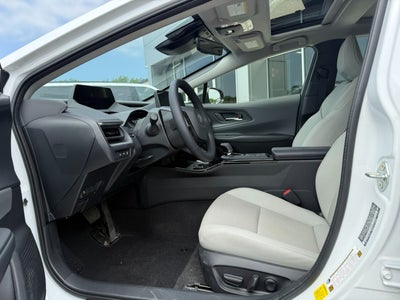 2025 Toyota Prius XLE