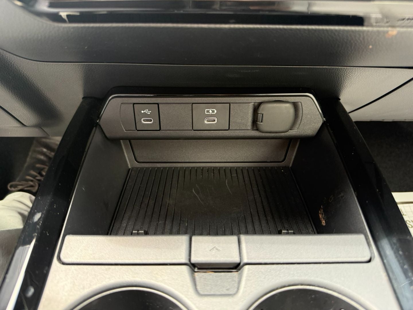 2025 Toyota Prius XLE