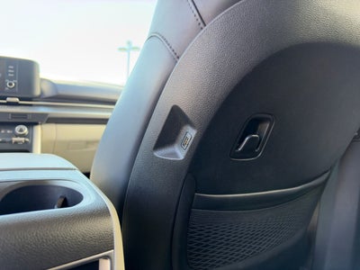2022 Kia Carnival LXS