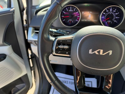 2022 Kia Carnival LXS