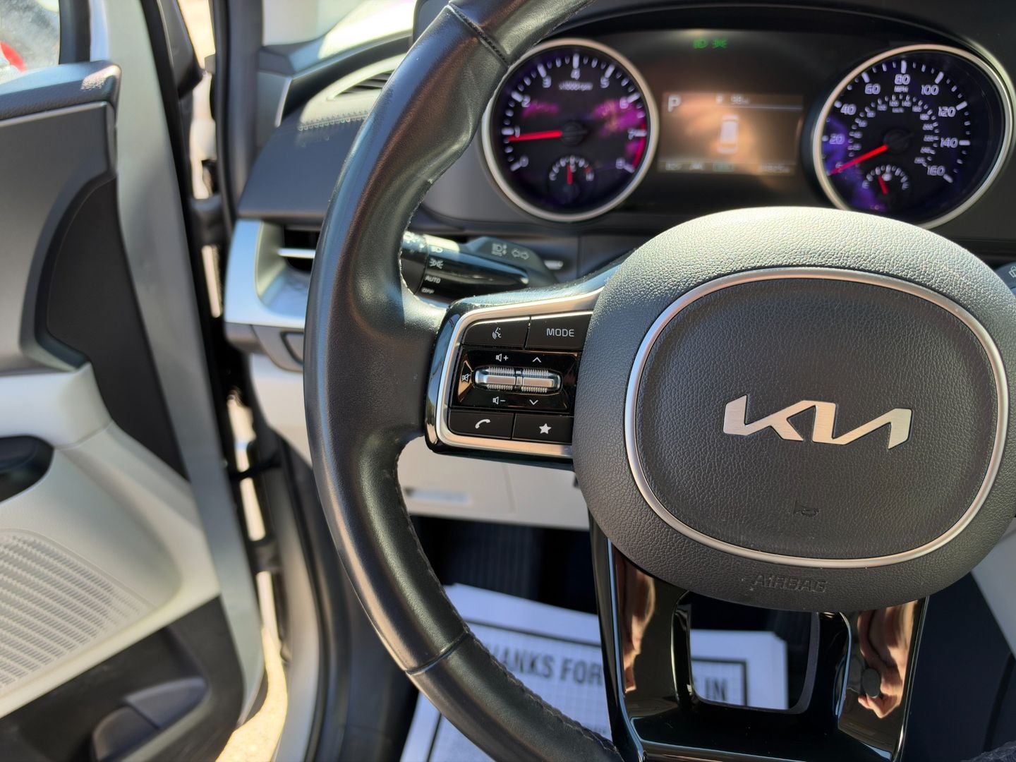 2022 Kia Carnival LXS