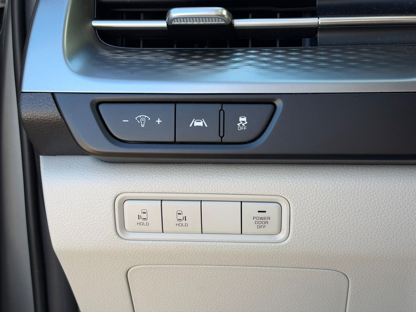 2022 Kia Carnival LXS