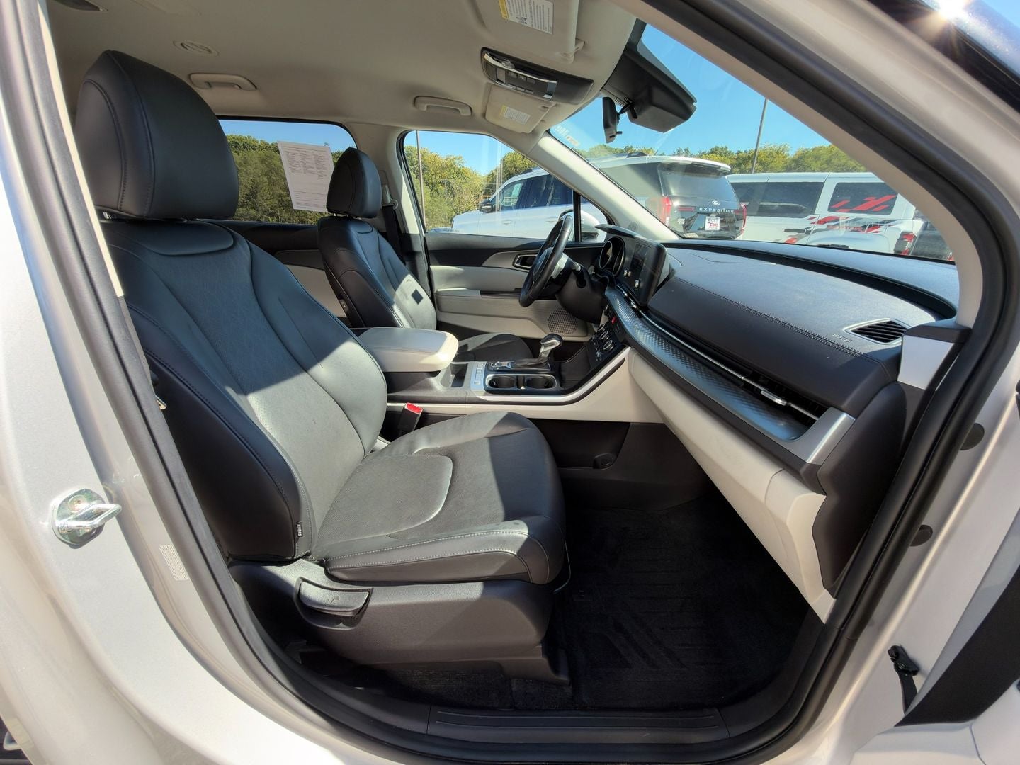 2022 Kia Carnival LXS