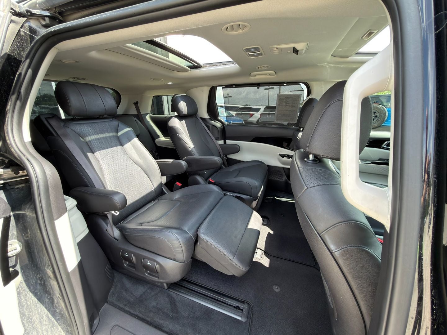 2024 Kia Carnival SX Prestige