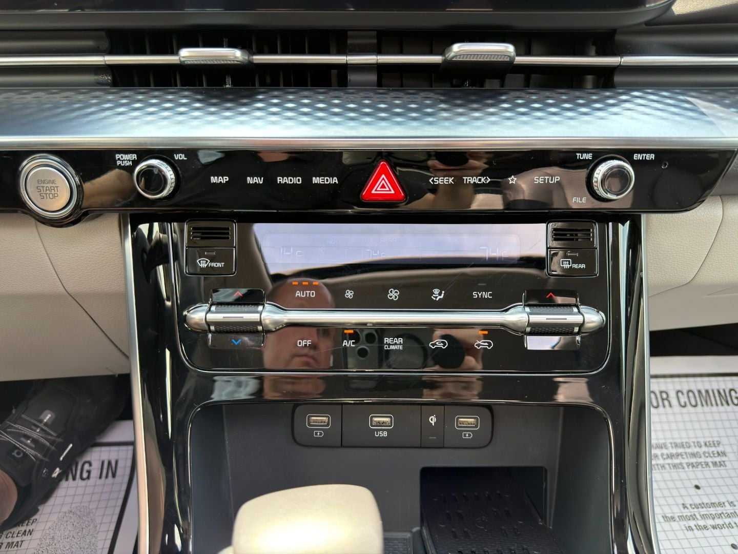 2024 Kia Carnival SX Prestige