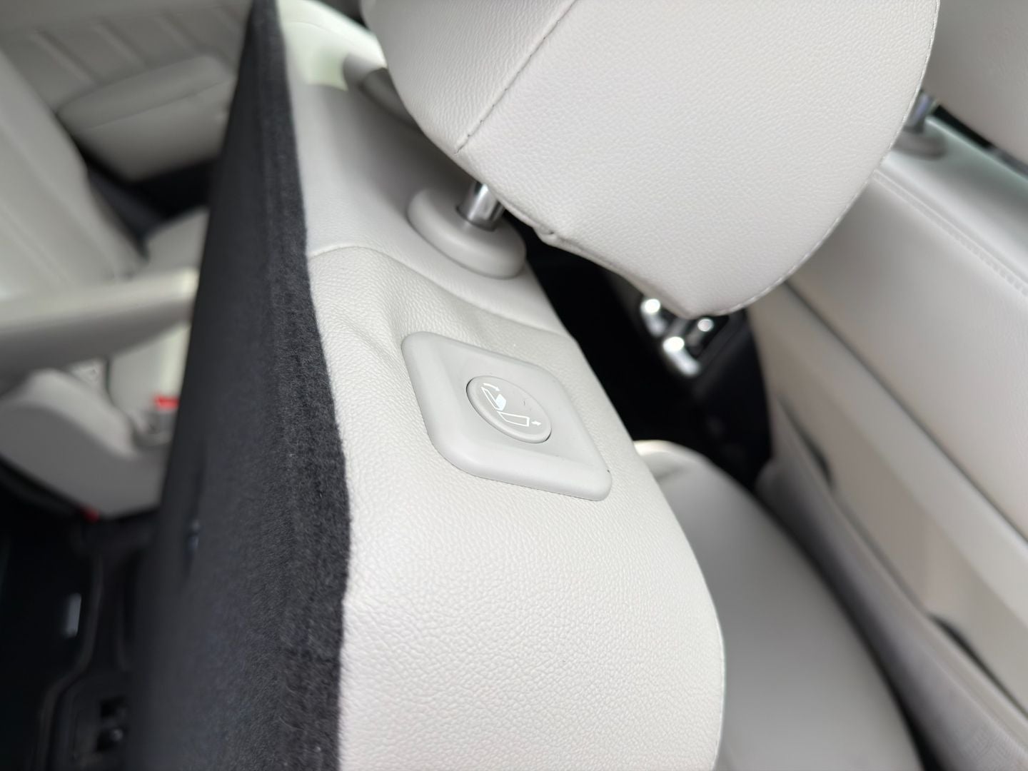 2023 Kia Sorento Plug-In Hybrid SX Prestige