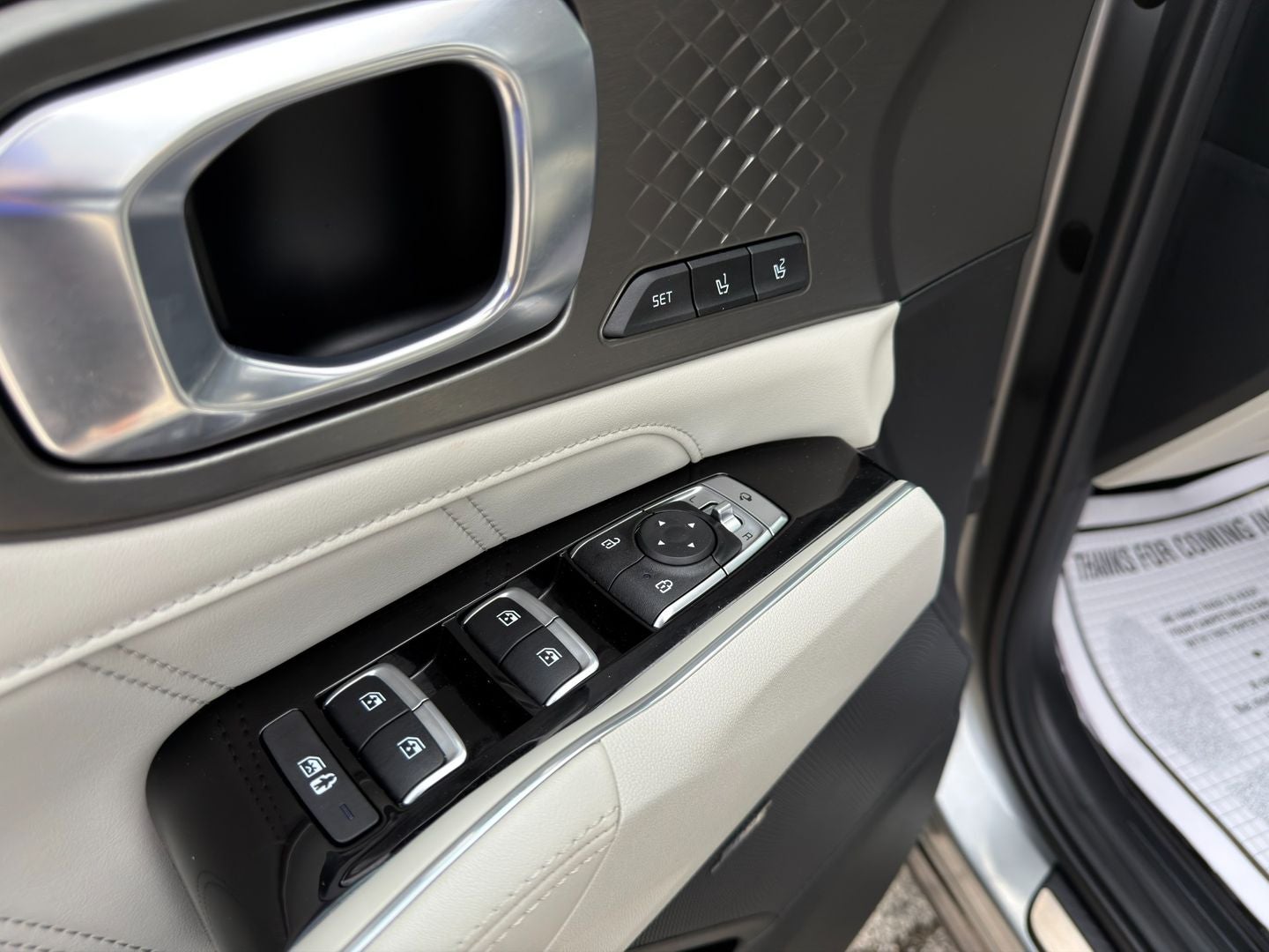 2023 Kia Sorento Plug-In Hybrid SX Prestige