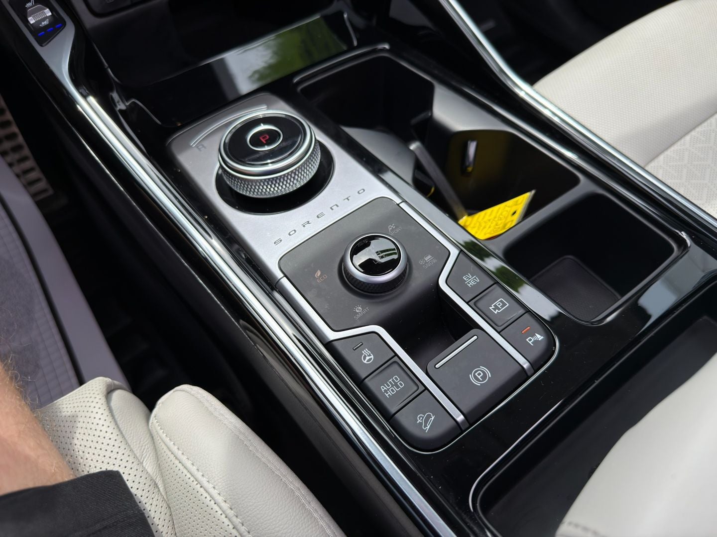 2023 Kia Sorento Plug-In Hybrid SX Prestige