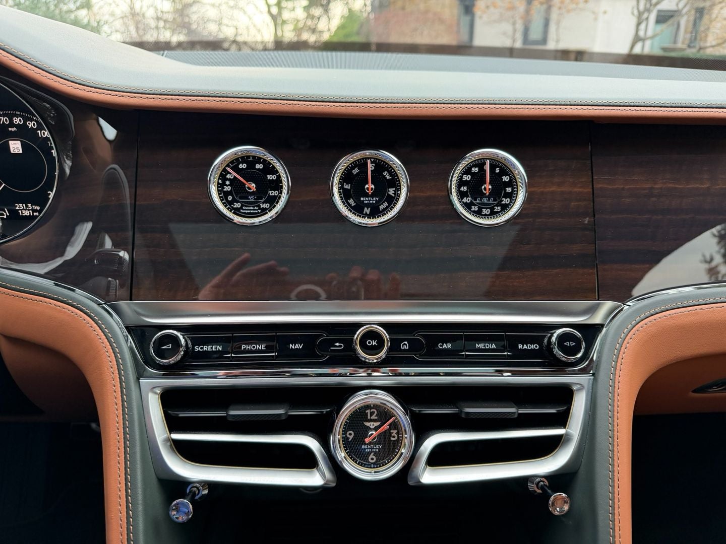 2025 Bentley Flying Spur Speed