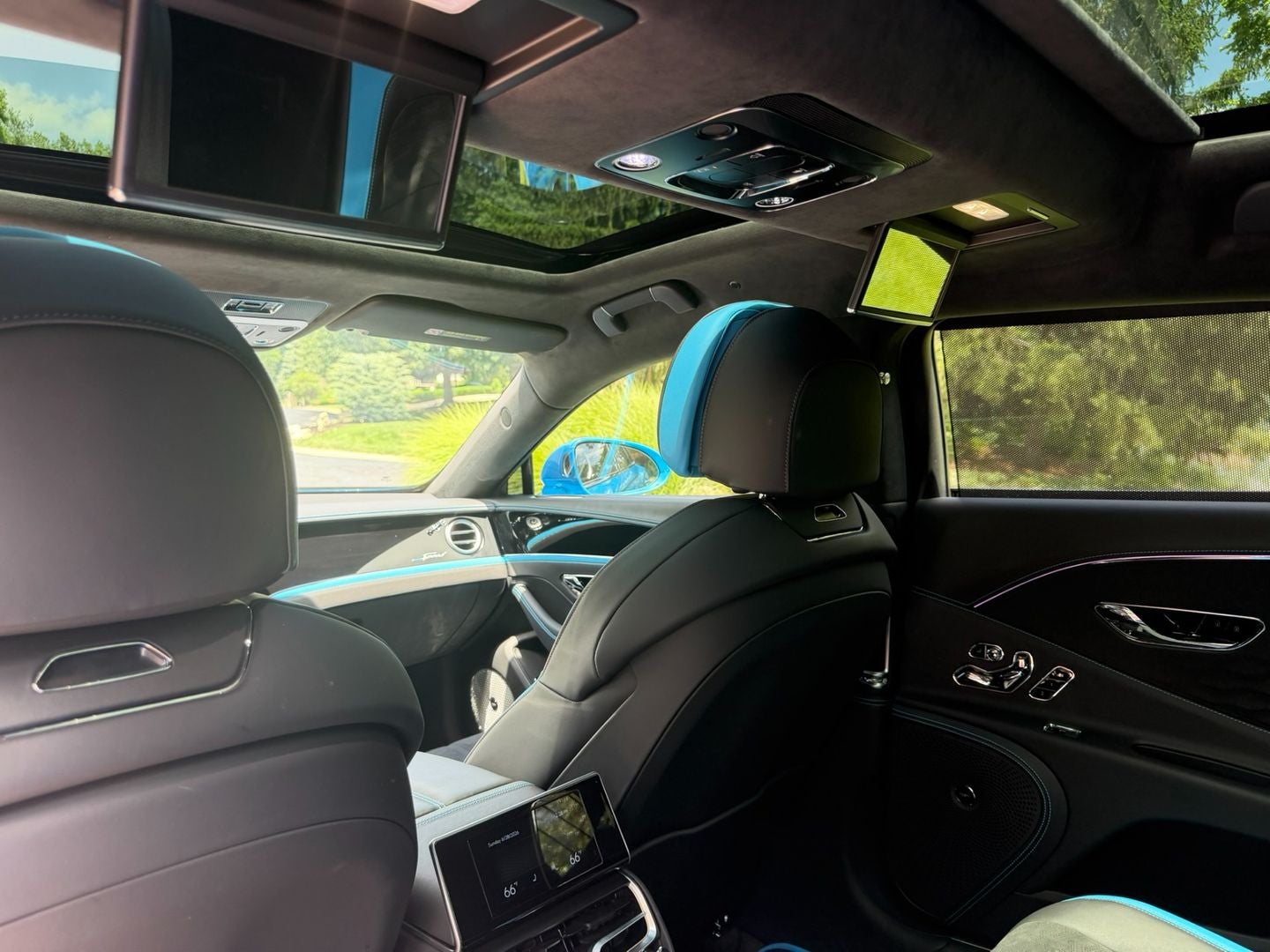 2025 Bentley Flying Spur Speed