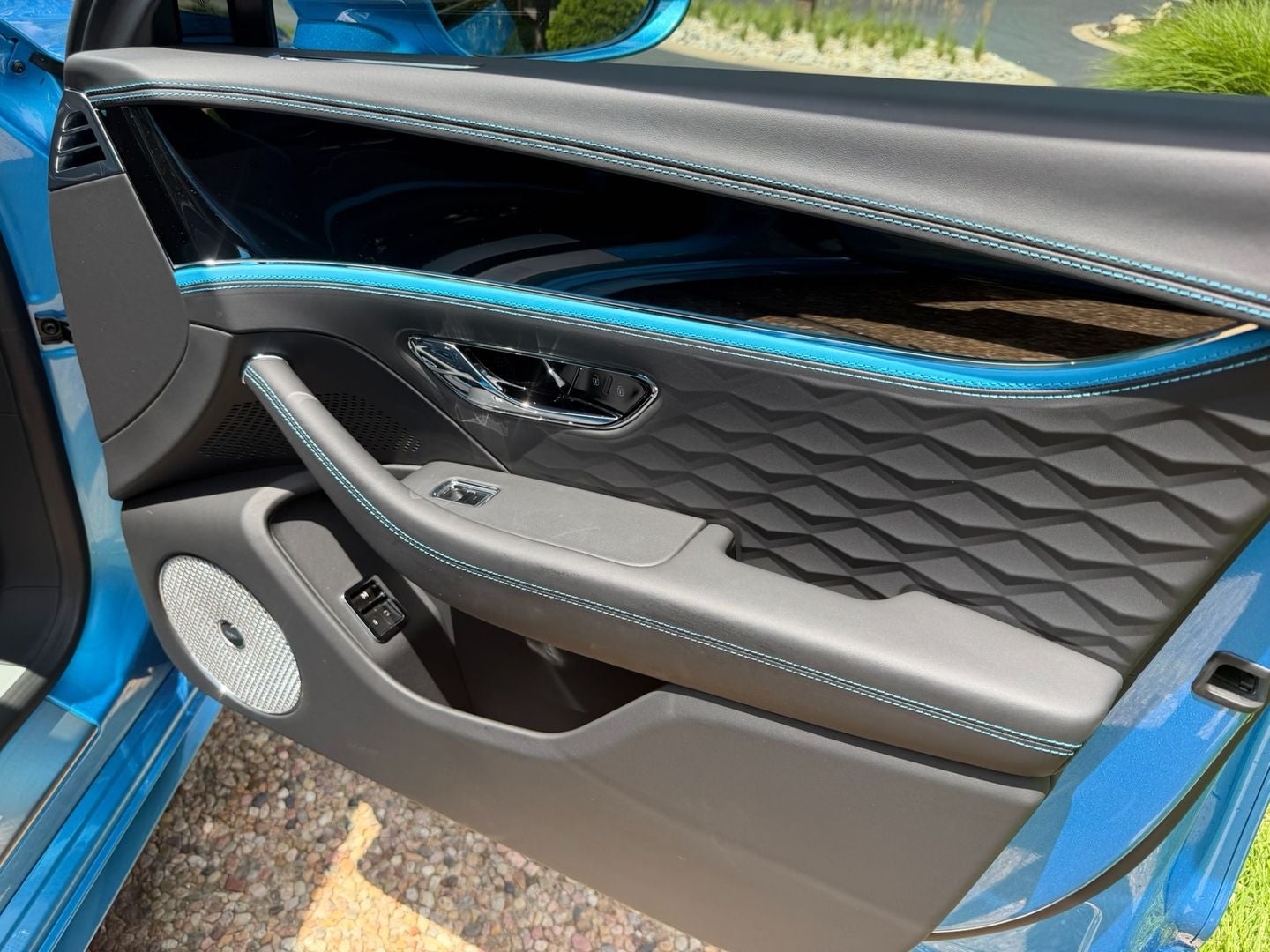 2025 Bentley Flying Spur Speed