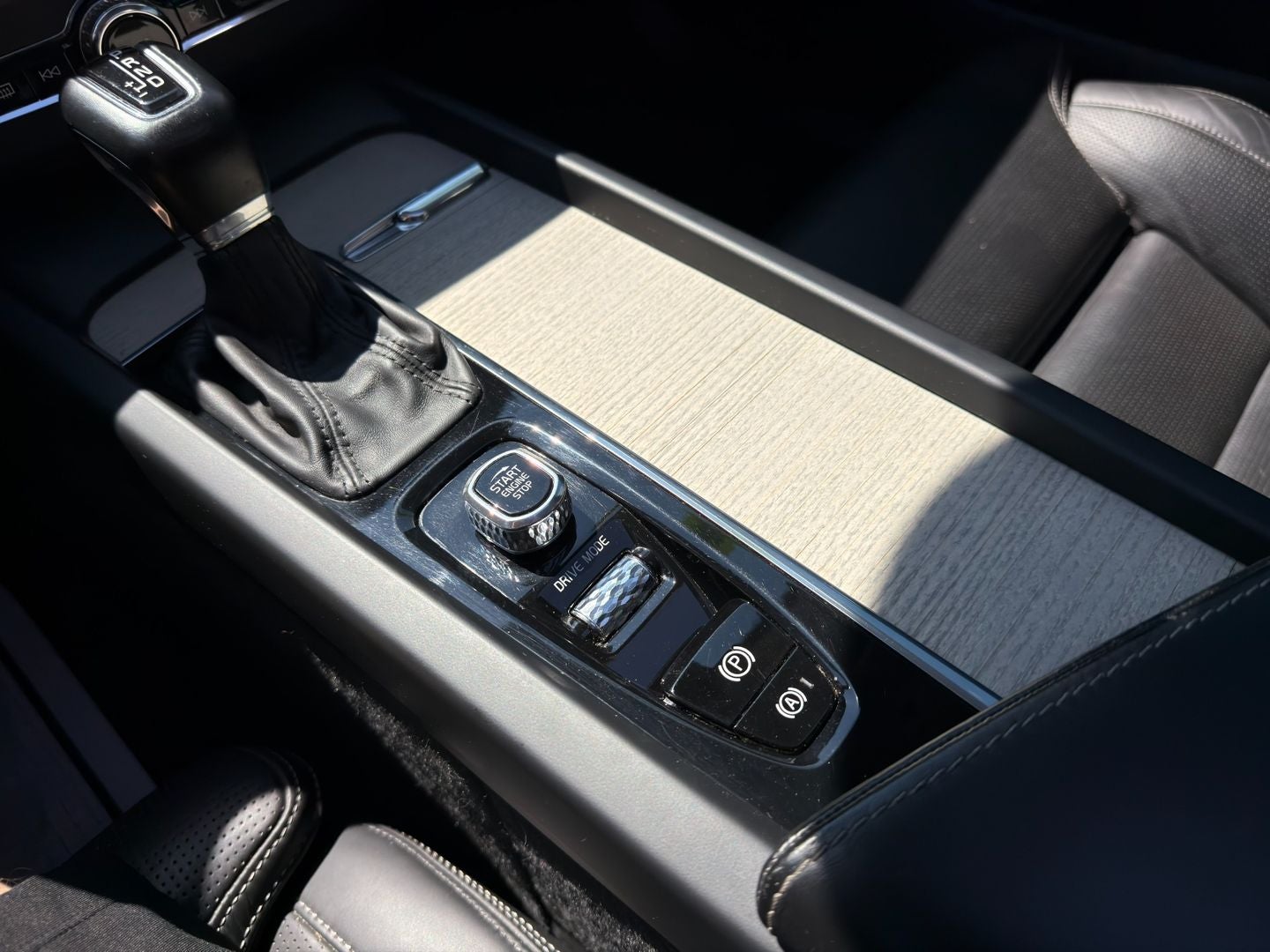 2021 Volvo XC60 Inscription