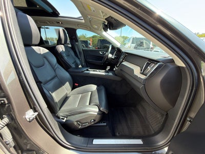 2021 Volvo XC60 Inscription
