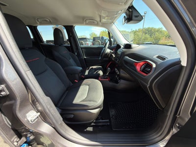2017 Jeep Renegade Trailhawk