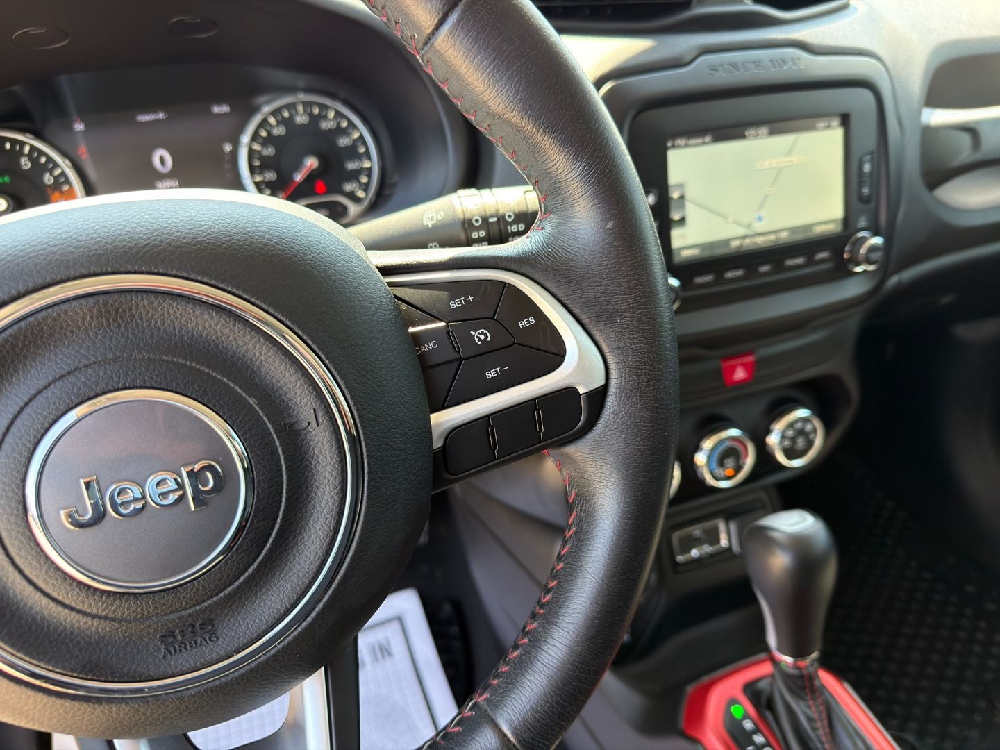 2017 Jeep Renegade Trailhawk